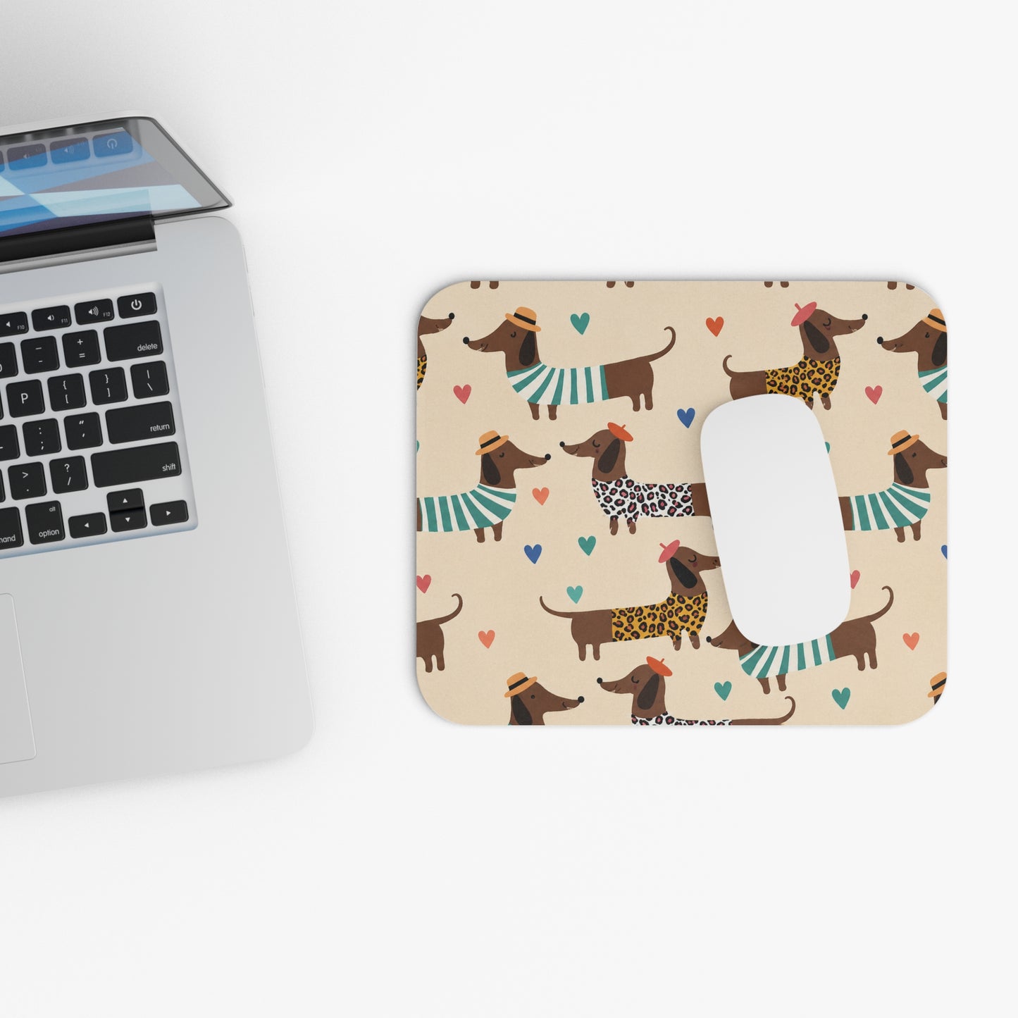 Dachshund Pattern Mouse Pad — Cute Wiener Dog Desk Mat with Hearts